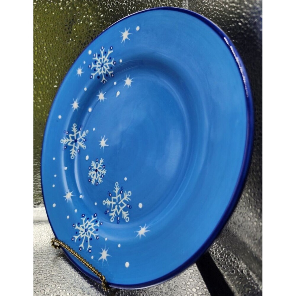 Pfaltzgraff Ice Crystals  Holiday/Winter Snowflakes Salad Plates (Set of Four) - Picture 11 of 16